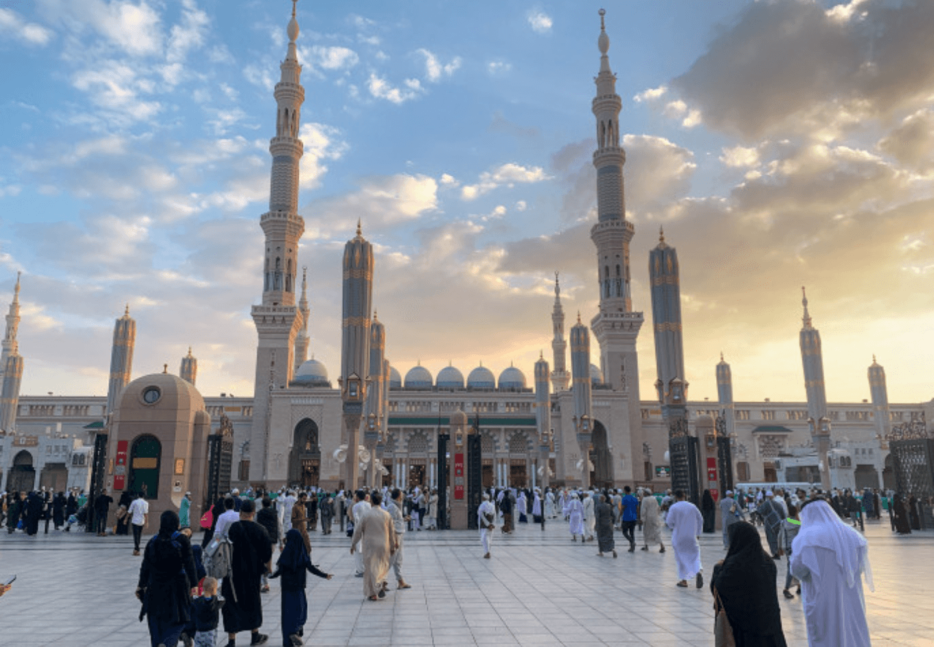 medina_mosque_religious_importance.png